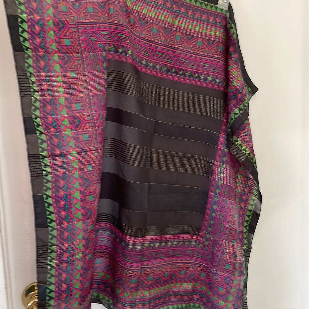 Vintage Axcess square scarf - Picture 13 of 16